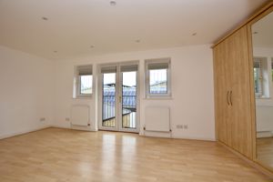 Bedroom- click for photo gallery